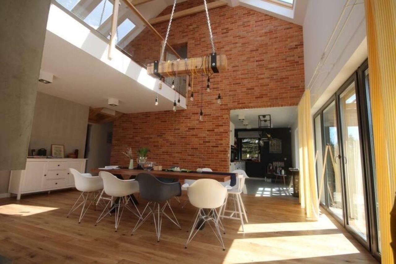 Wiselka Holiday House-1,2Km To The Beach; 5 Bedrooms, 3 Bahrooms; Fire Place. Private Sauna! Exterior foto