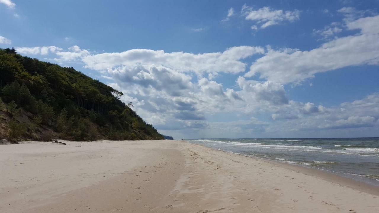 Wiselka Holiday House-1,2Km To The Beach; 5 Bedrooms, 3 Bahrooms; Fire Place. Private Sauna! Exterior foto