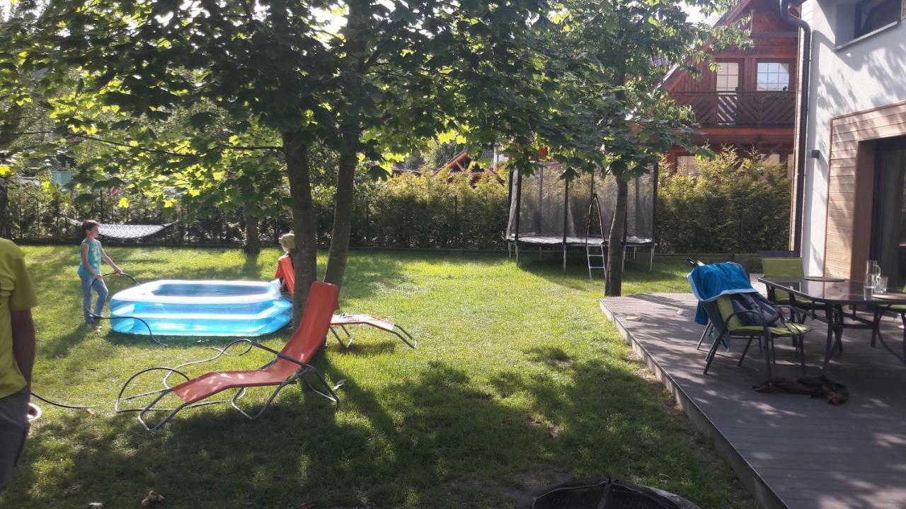 Wiselka Holiday House-1,2Km To The Beach; 5 Bedrooms, 3 Bahrooms; Fire Place. Private Sauna! Exterior foto