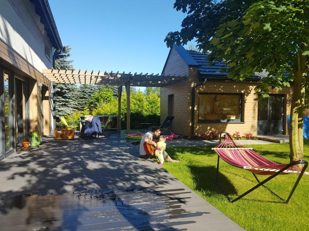 Wiselka Holiday House-1,2Km To The Beach; 5 Bedrooms, 3 Bahrooms; Fire Place. Private Sauna! Exterior foto